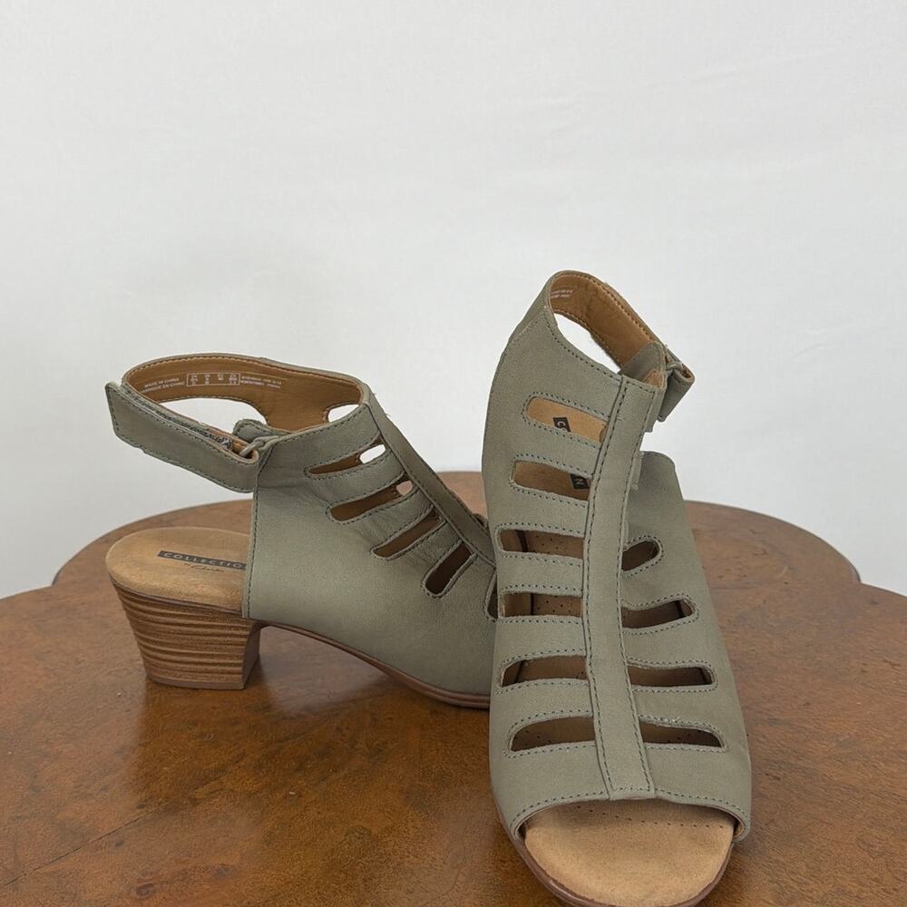 Collection by Clarks Gray Vegan Leather Strappy Adjustable Ankle Sandals Size 9
